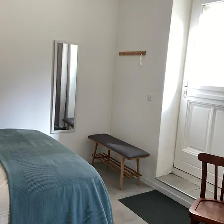 - Coeur De Apartment